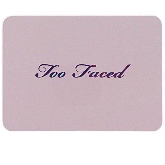BNIB Too Faced “Totally Cute” Eyeshadow Pallet 💜 - Picture 4 of 7